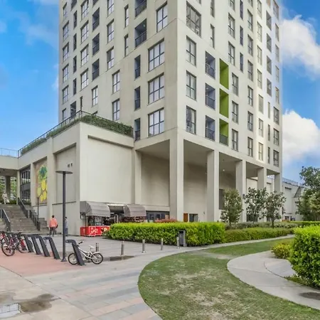 דירה Spacious Flat With Shared Pool In Esenyurt *