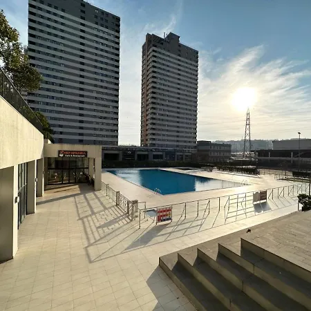 Spacious Flat With Shared Pool In Esenyurt *